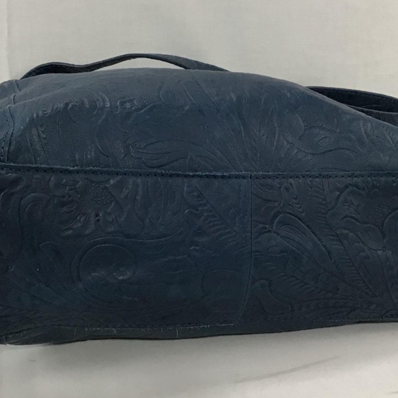 American Leather Company Hand Tooled Navy Shoulder Bag - Picture 6 of 15